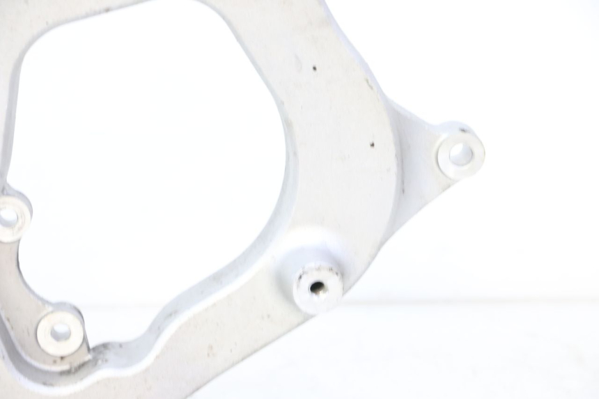 photo de AUSPUFFHALTERUNG PIAGGIO MP3 HPE 310 (2024 - 2025) - Oberflächenzustand und Material