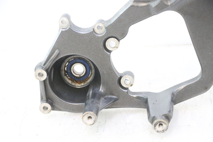 photo de AUSPUFFHALTERUNG PIAGGIO MP3 HPE 530 (2022 - 2026) - Alternative Perspektive