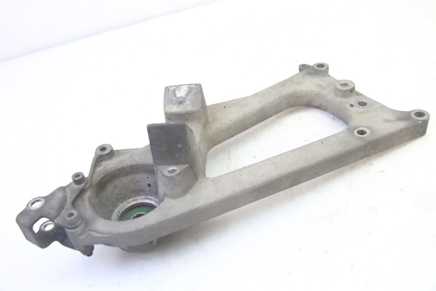 photo de AUSPUFFHALTERUNG PIAGGIO MP3 500 (2011 - 2015) - Detailansicht des Bauteils