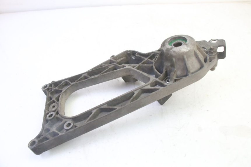 photo de AUSPUFFHALTERUNG PIAGGIO MP3 500 (2011 - 2015) - Technische Nahaufnahme