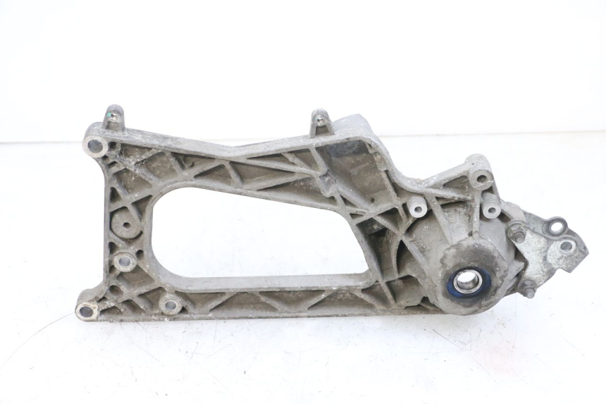 photo de AUSPUFFHALTERUNG PIAGGIO MP3 500 (2016 - 2018) - Zoom auf Gebrauchszustand