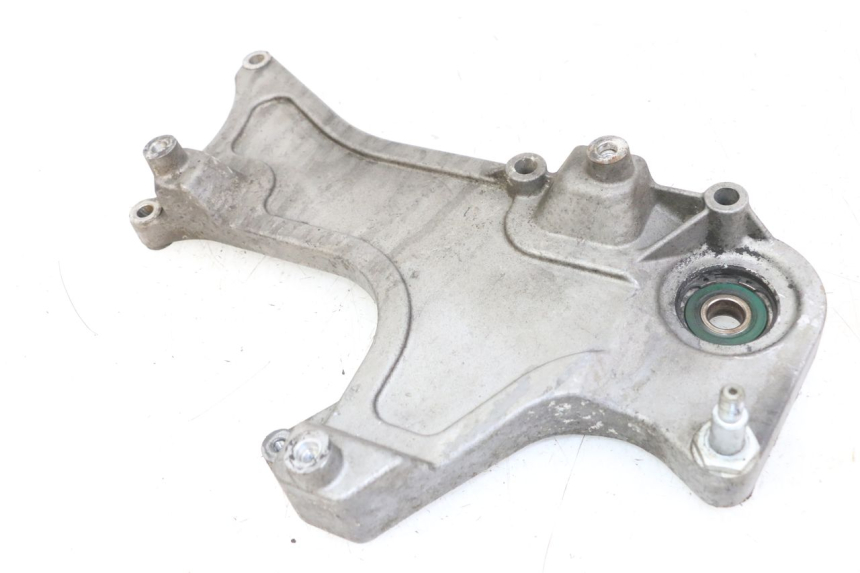 photo de AUSPUFFHALTERUNG PIAGGIO BEVERLY 125 (1998 - 2005) - Detailansicht des Bauteils