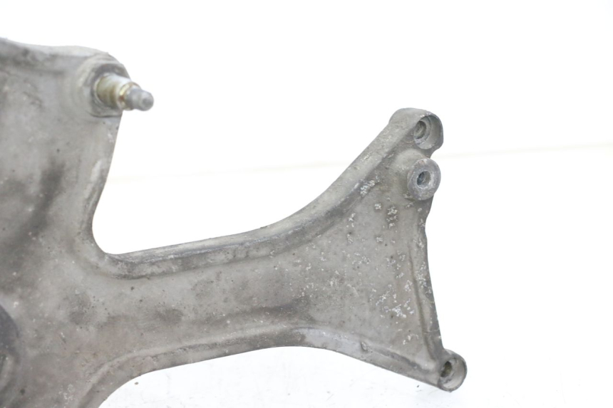 photo de AUSPUFFHALTERUNG PIAGGIO VESPA GRANTURISMO 200 (2004 - 2005) - Detailansicht des Bauteils