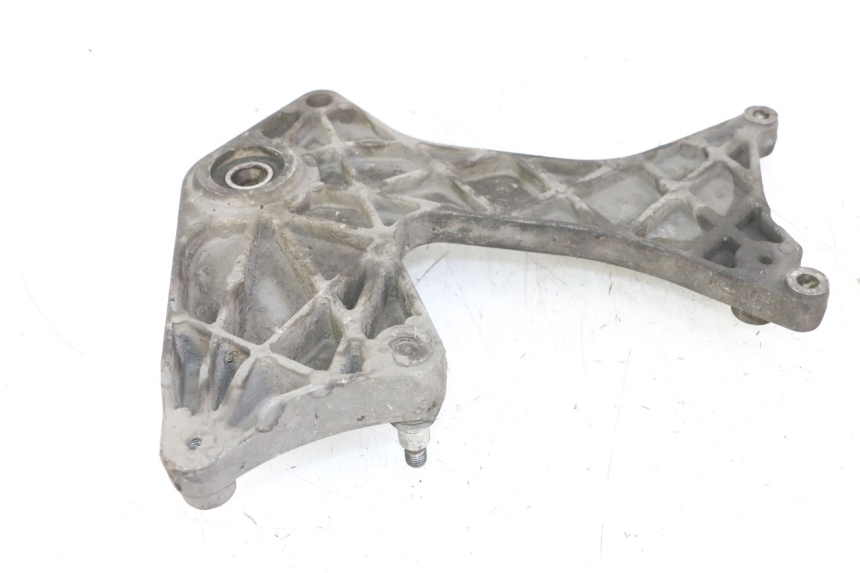 photo de AUSPUFFHALTERUNG PIAGGIO VESPA GRANTURISMO 200 (2004 - 2005) - Technische Nahaufnahme