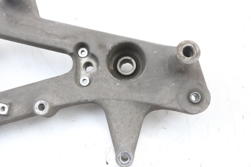 photo de AUSPUFFHALTERUNG HONDA SH ABS 125 (2012 - 2017) - Technische Nahaufnahme