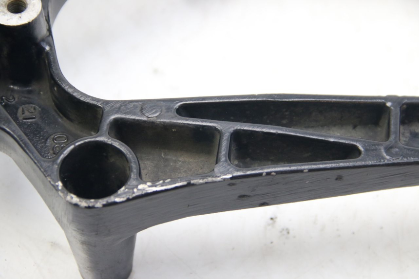 photo de TOPFHALTER SUZUKI SIXTEEN 125 (2008 - 2010) - Alternative Perspektive