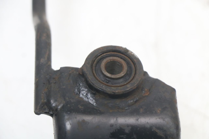 photo de AUSPUFFHALTERUNG KYMCO SUPER 8 125 (2008 - 2015) - Zoom auf Gebrauchszustand