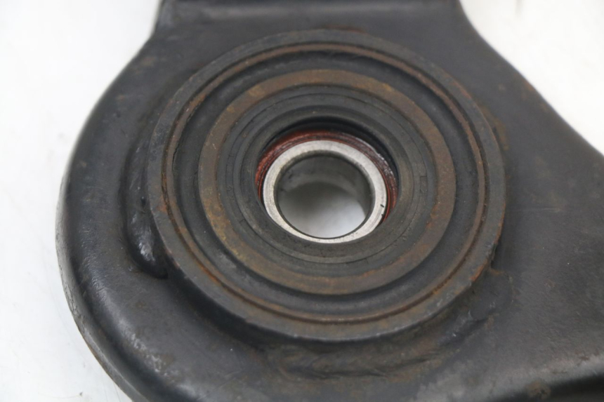 photo de AUSPUFFHALTERUNG KYMCO SUPER 8 125 (2008 - 2015) - Alternative Perspektive