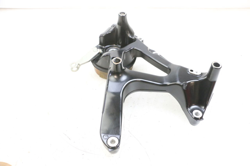 photo de AUSPUFFHALTERUNG YAMAHA TRICITY 300 (2020 - 2024) - Technische Nahaufnahme