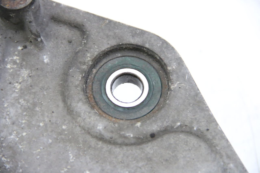 photo de TOPFHALTER PIAGGIO VESPA GRANTURISMO 125 (2003 - 2007) - Details der Befestigungspunkte