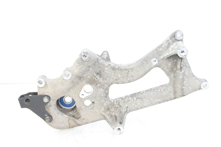 photo de AUSPUFFHALTERUNG PIAGGIO X10 125 (2012 - 2017) - Hauptansicht