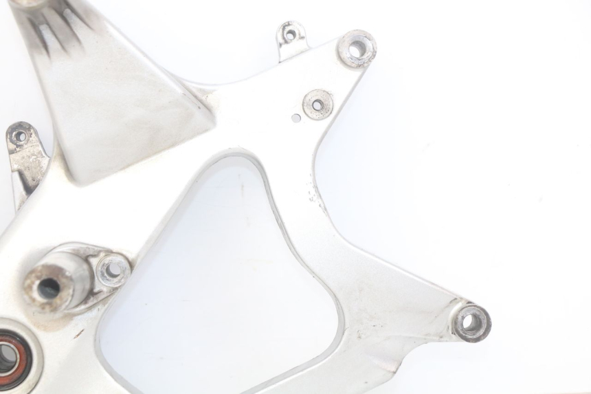 photo de TOPFHALTER YAMAHA YP MAJESTY 125 (2007 - 2010) - Oberflächenzustand und Material