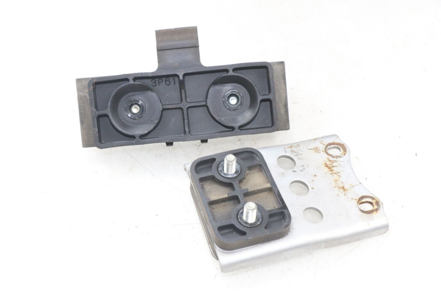 photo de TANKHALTERUNG YAMAHA FJR ABS 1300 (2006 - 2012) - Zoom auf Gebrauchszustand