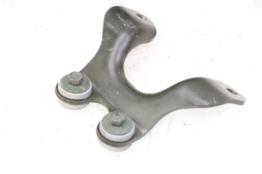 photo de HALTER KRAFTSTOFFTANK YAMAHA FZ6 FAZER S2 600 (2007 - 2011) - Zoom auf Gebrauchszustand