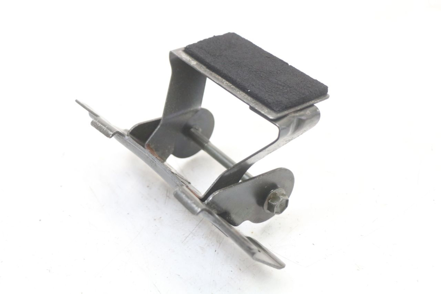 photo de HALTER KRAFTSTOFFTANK SUZUKI SV S 650 (1999 - 2002) - Detailansicht des Bauteils