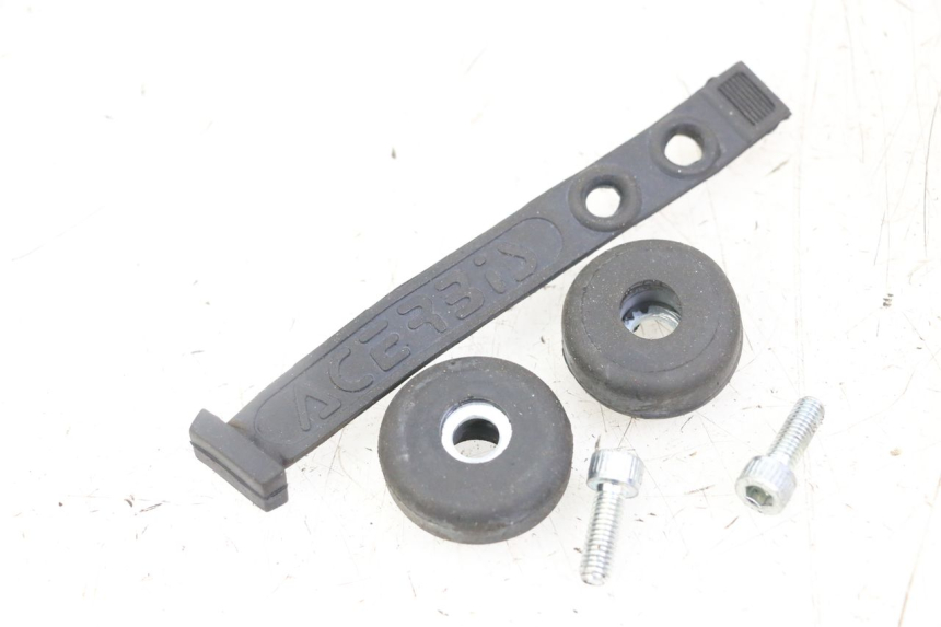 photo de HALTER KRAFTSTOFFTANK VENT DERAPAGE 50 (2018 - 2023) - Detailansicht des Bauteils