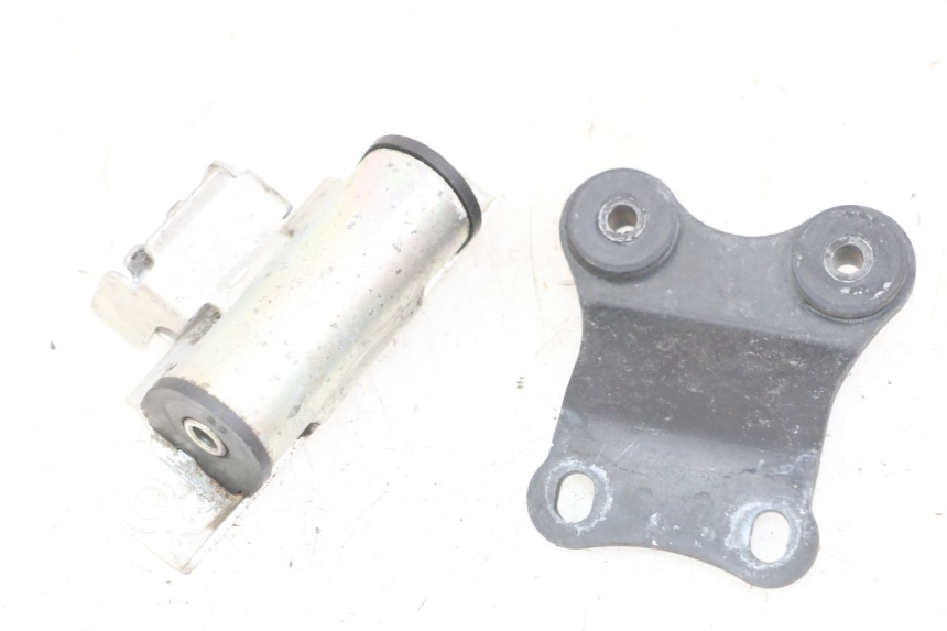 photo de HALTER KRAFTSTOFFTANK YAMAHA XJ6 ABS 600 (2008 - 2016) - Hauptansicht