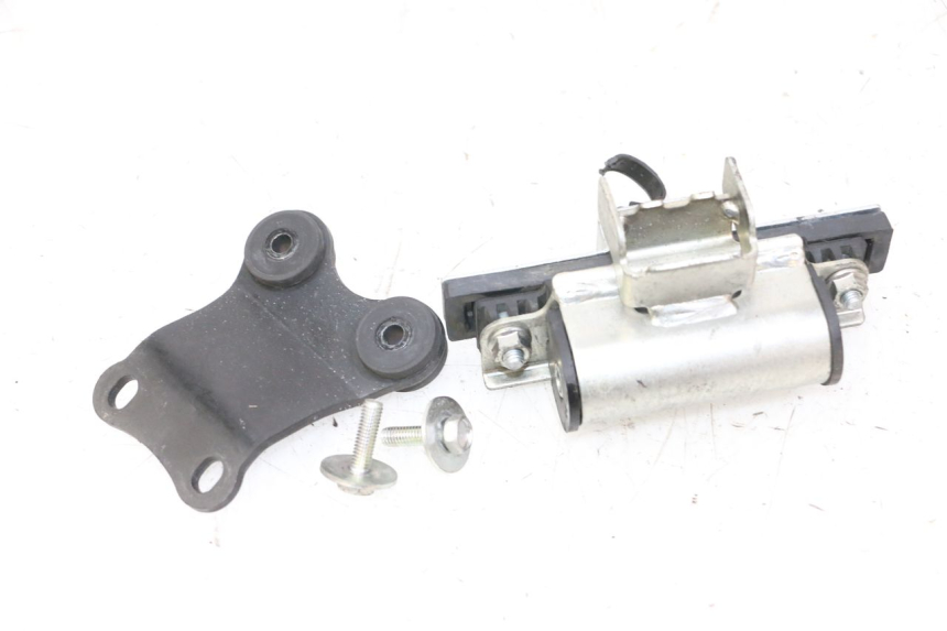 photo de HALTER KRAFTSTOFFTANK YAMAHA XJ6 ABS 600 (2008 - 2016) - Hauptansicht