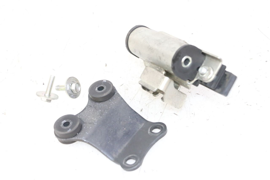 photo de HALTER KRAFTSTOFFTANK YAMAHA XJ6 ABS 600 (2008 - 2016) - Zoom auf Gebrauchszustand