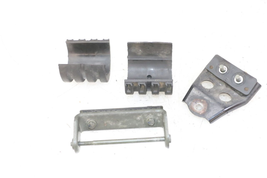 photo de HALTER KRAFTSTOFFTANK YAMAHA FZS FAZER 600 (2001 - 2003) - Detailansicht des Bauteils