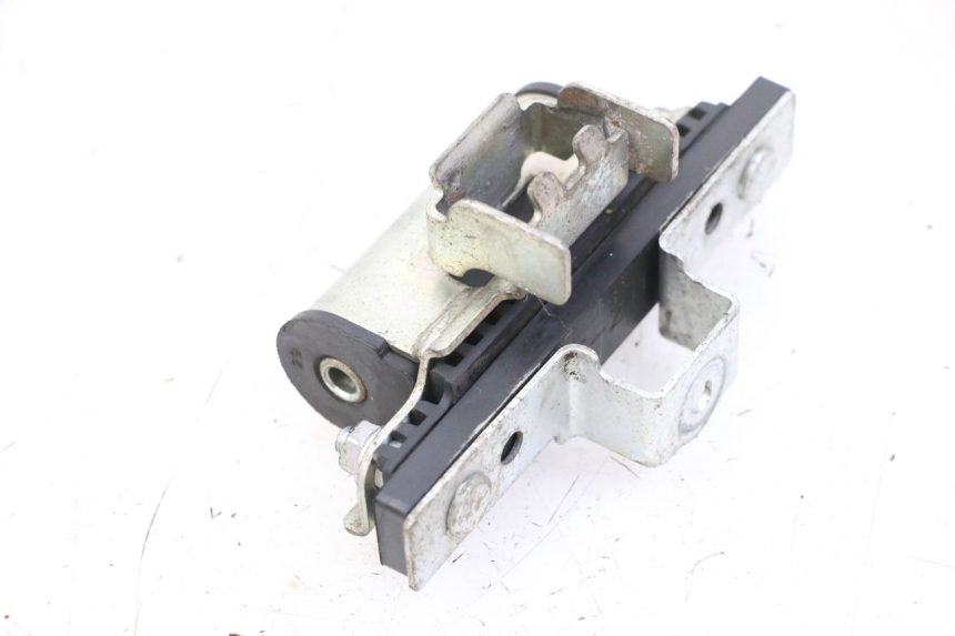 photo de HALTER KRAFTSTOFFTANK YAMAHA XJ6 600 (2008 - 2016) - Zoom auf Gebrauchszustand