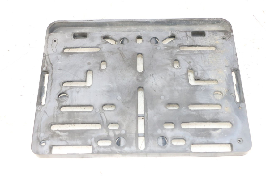 photo de KENNZEICHENHALTER SYM JOYMAX 125 (2010 - 2017) - Detailansicht des Bauteils