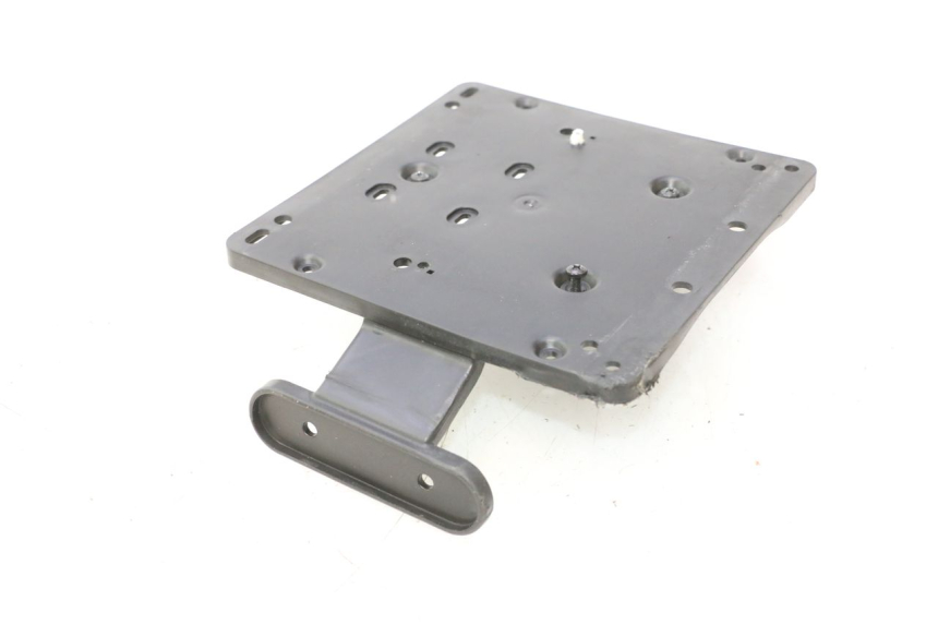 photo de KENNZEICHENHALTER PIAGGIO MP3 HPE 530 (2022 - 2026) - Gesamtansicht des Produkts