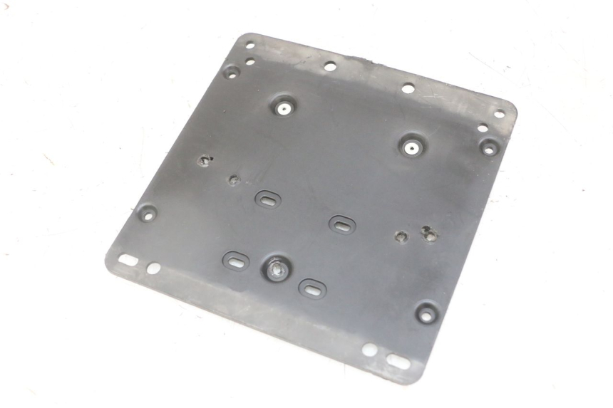 photo de KENNZEICHENHALTER GILERA NEXUS 125 (2009 - 2013) - Hauptansicht