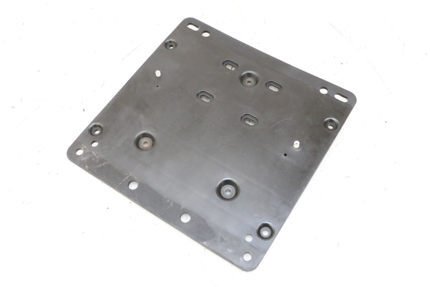 photo de KENNZEICHENHALTER PIAGGIO MP3 LT 400 (2007 - 2012) - Hauptansicht