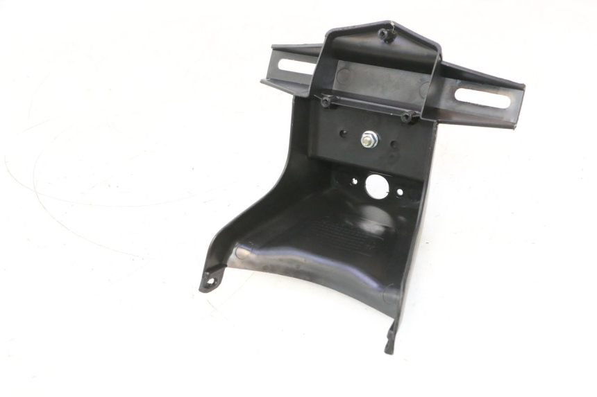 photo de KENNZEICHENHALTER JM MOTORS SANTANA 50 (2014 - 2023) - Zoom auf Gebrauchszustand