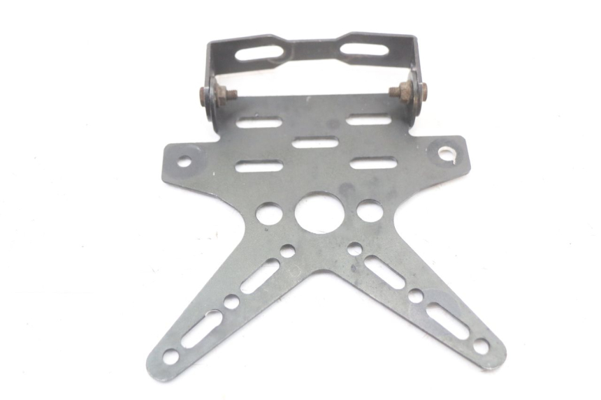 photo de KENNZEICHENHALTER SUZUKI SV S 650 (1999 - 2002) - Technische Nahaufnahme