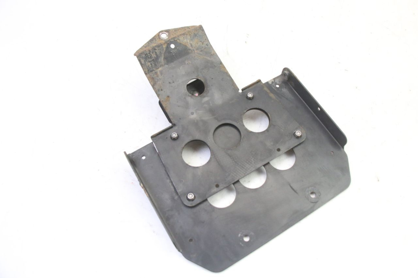 photo de KENNZEICHENHALTER YAMAHA TDM ABS 900 (2002 - 2014) - Details der Befestigungspunkte