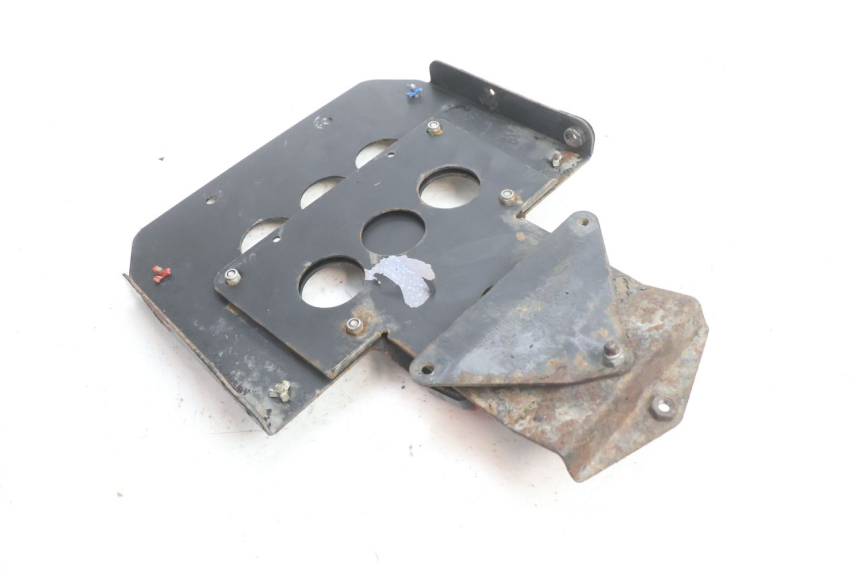 photo de KENNZEICHENHALTER YAMAHA TDM ABS 900 (2002 - 2014) - Details der Befestigungspunkte