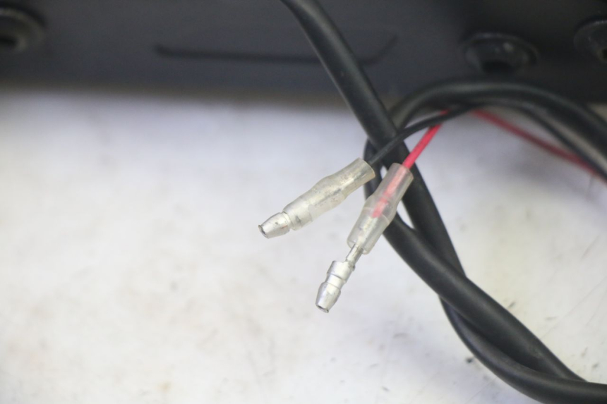 photo de KENNZEICHENHALTER YAMAHA TRICITY 300 (2020 - 2024) - Oberflächenzustand und Material