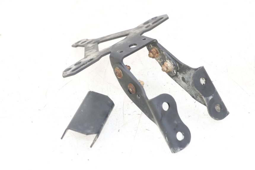 photo de KENNZEICHENHALTER YAMAHA XJ6 ABS 600 (2008 - 2016) - Technische Nahaufnahme