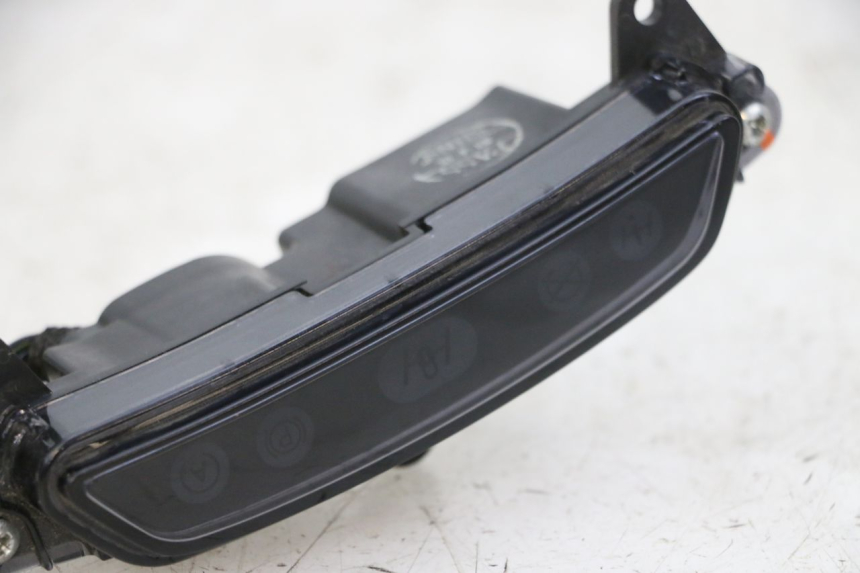 photo de ARMATURENBRETT PIAGGIO MP3 500 (2014 - 2017) - Detailansicht des Bauteils