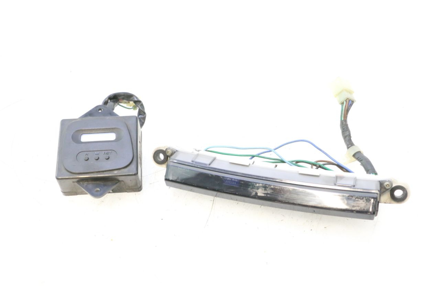 photo de COCKPIT HONDA ST PAN EUROPEAN 1100 (1990 - 2002) - Hauptansicht