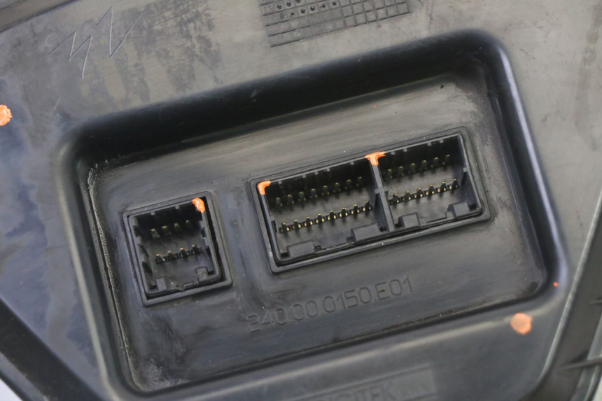 photo de ARMATURENBRETT PIAGGIO X9 EVOLUTION 125 (2003 - 2007) - Zoom auf Gebrauchszustand