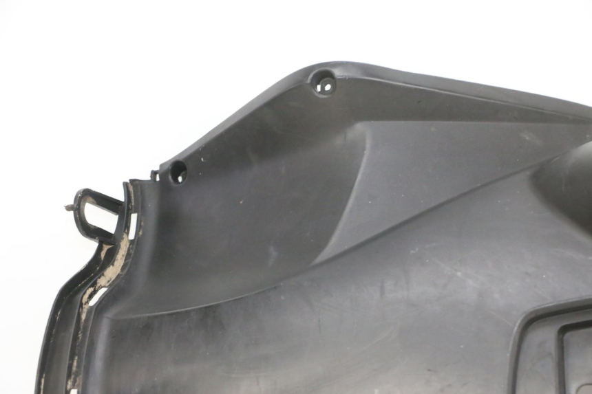 photo de INNENVERKLEIDUNG KYMCO AGILITY 16+ 4T 50 (2018 - 2023) - Detaillierte Sichtprüfung