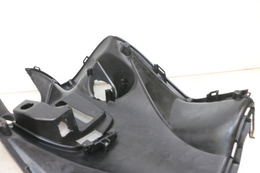 photo de INNENVERKLEIDUNG KYMCO AGILITY 16+ 4T 50 (2018 - 2023) - Technische Nahaufnahme