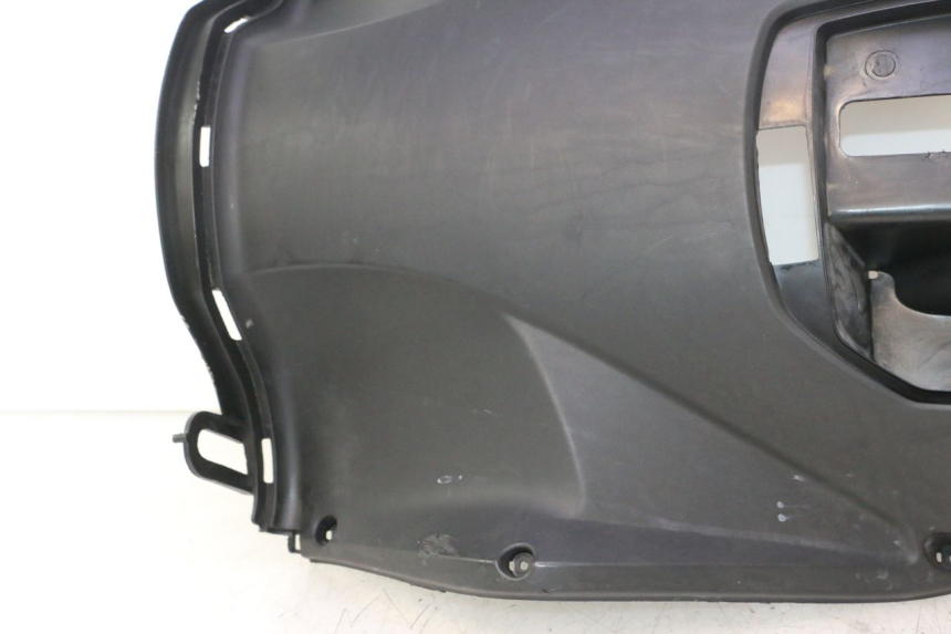 photo de INNENVERKLEIDUNG KYMCO AGILITY 16+ 4T 50 (2018 - 2023) - Zoom auf Komponenten