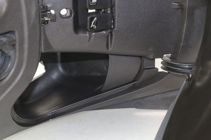 photo de BEINSCHILD PIAGGIO BEVERLY 500 (2003 - 2007) - Weitere Ansicht des Artikels