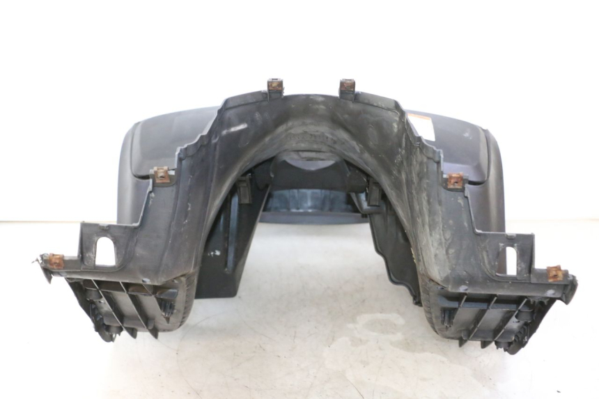 photo de INNENVERKLEIDUNG SUZUKI BURGMAN 125 (2007 - 2014) - Fokus auf die Struktur