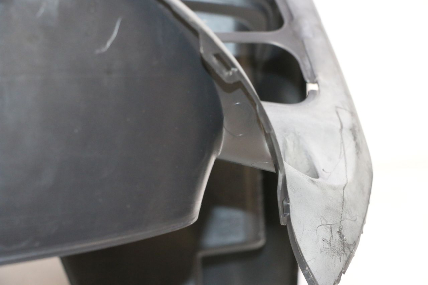 photo de INNENVERKLEIDUNG SUZUKI BURGMAN 125 (2007 - 2014) - Zoom auf Gebrauchszustand