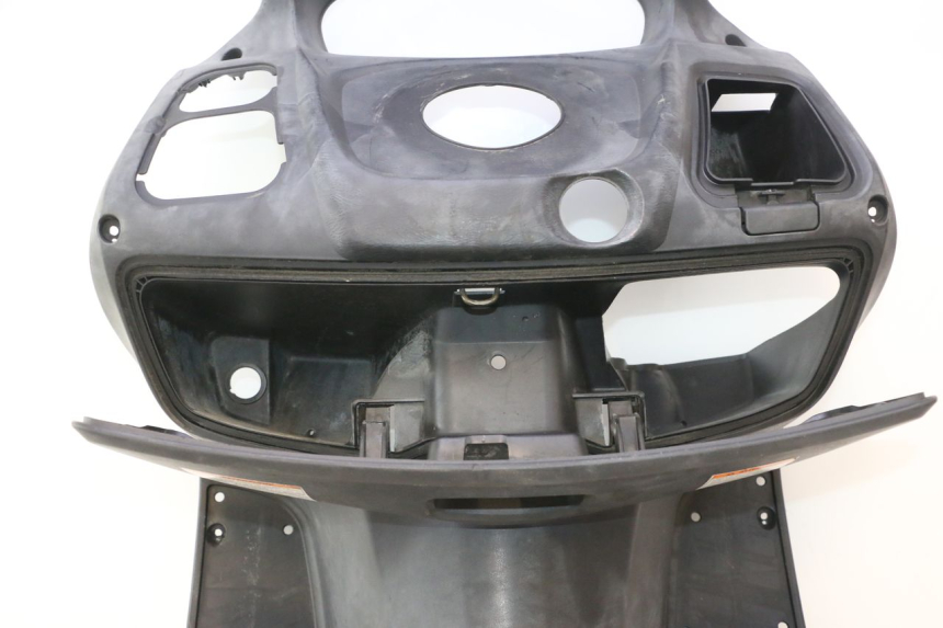 photo de INNENVERKLEIDUNG SUZUKI BURGMAN 125 (2007 - 2014) - Zoom auf Gebrauchszustand