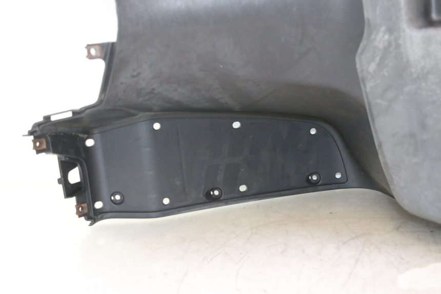 photo de INNENVERKLEIDUNG SUZUKI BURGMAN 125 (2007 - 2014) - Kennzeichnungen und Originalreferenzen