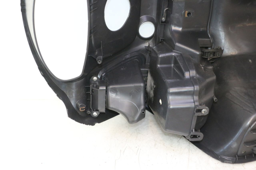 photo de INNENVERKLEIDUNG SUZUKI BURGMAN 125 (2007 - 2014) - Geprüftes Gebrauchtteil