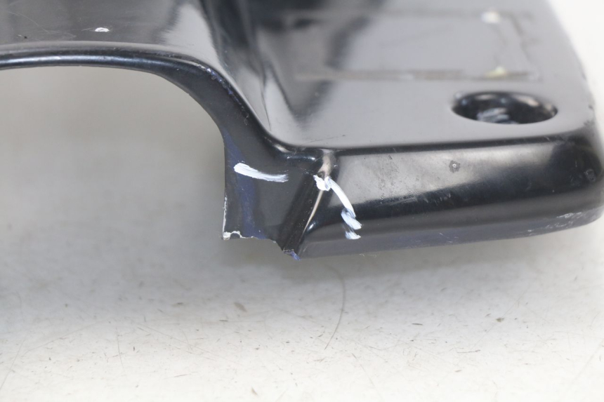 photo de INNENVERKLEIDUNG YAMAHA BW'S 50 (1999 - 2003) - Details der Befestigungspunkte