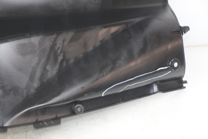 photo de INNENVERKLEIDUNG PEUGEOT CITYSTAR 2T 50 (2018 - 2021) - Kennzeichnungen und Originalreferenzen