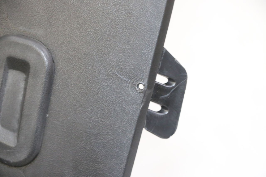 photo de INNENVERKLEIDUNG PEUGEOT CITYSTAR 50 (2013 - 2017) - Zoom auf Gebrauchszustand